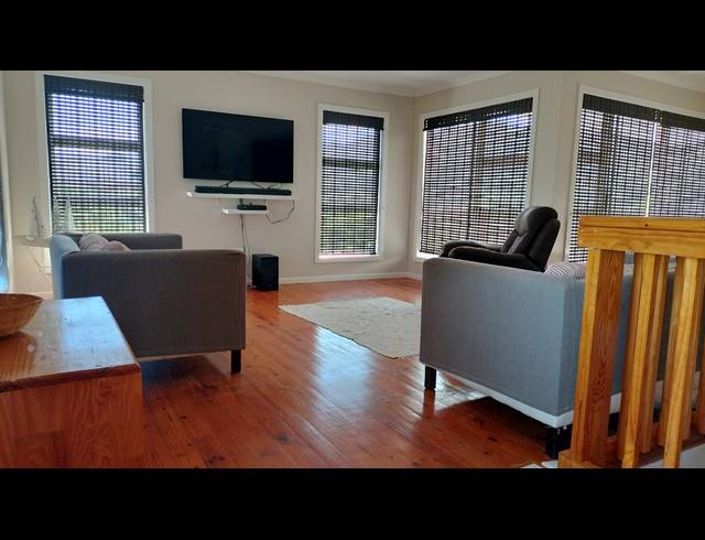 6 BEDROOM GATED ESTATE FOR SALE IN NATURE ON SEA